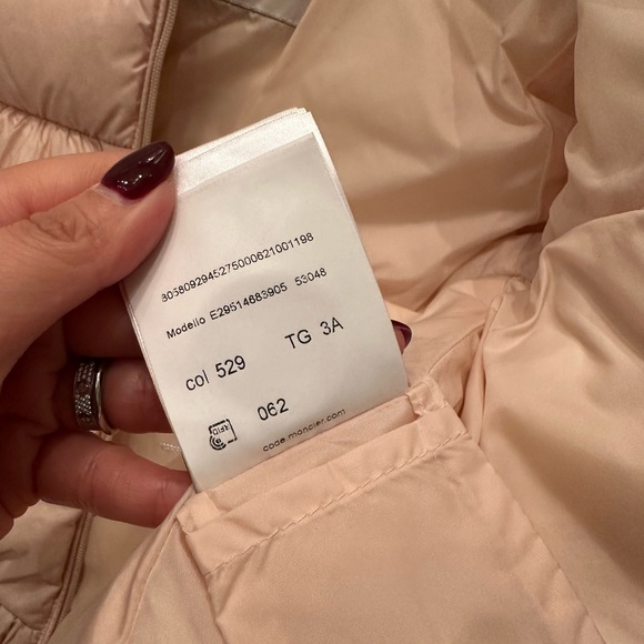 Moncler Odile Jacket Size 3T in Soft Pink - Picture 5 of 7